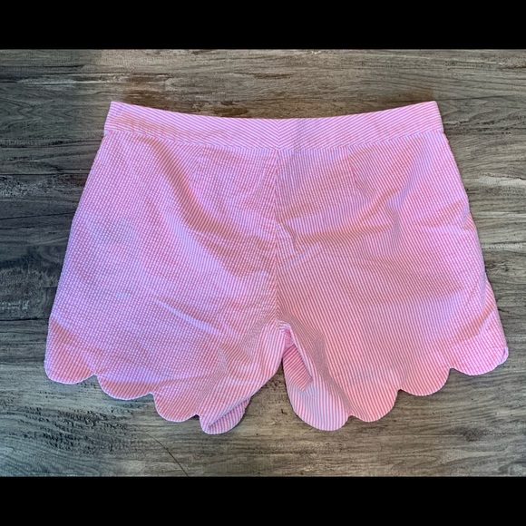 Lilly Pulitzer Seersucker Buttercup Shorts — Size 6 — NWT - Picture 4 of 6